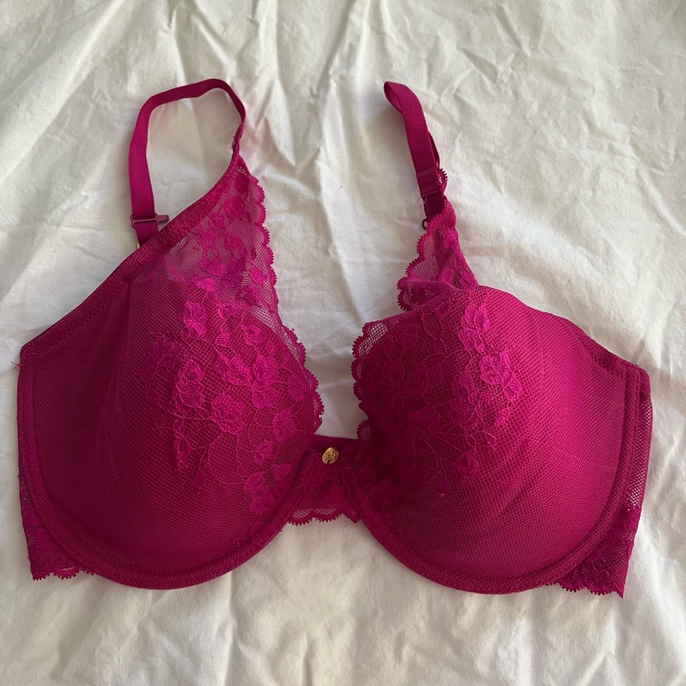 Natori Cherry Blossom Convertible Underwire Bra